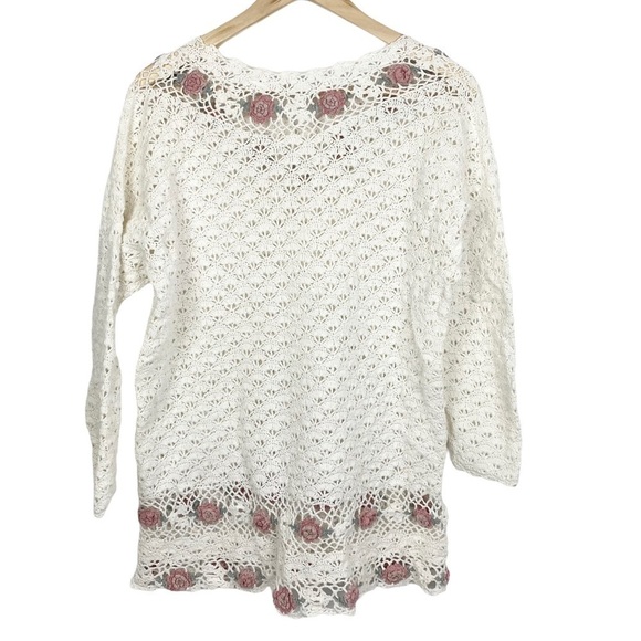 VINTAGE Crocheted Flower Embellished VNeck Sweater - Picture 2 of 10